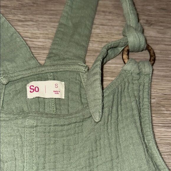 SO Green Casual One Piece with Adjustable Straps - Picture 3 of 4
